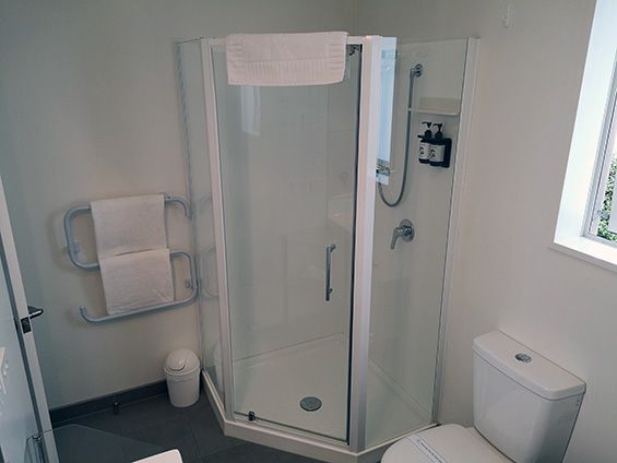 2-bedroom unit bathroom